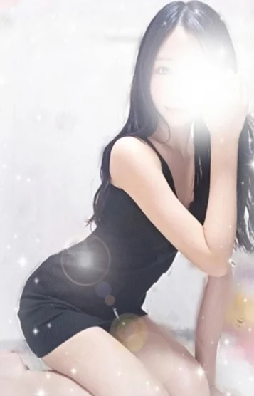 黒崎みな